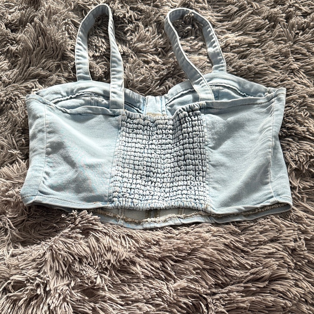 SHEIN Light Blue Crop Top - Picture 2 of 2